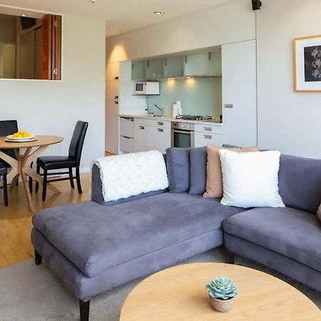 Stunning Lakeview 1 Bedroom Apartment Queenstown Exteriör bild