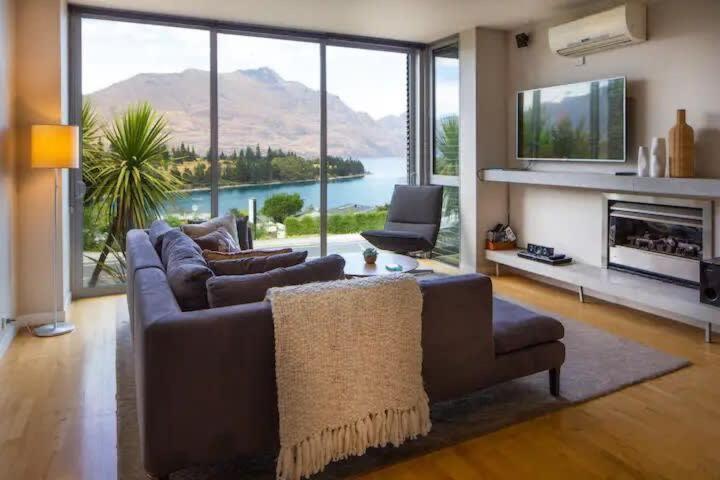 Stunning Lakeview 1 Bedroom Apartment Queenstown Exteriör bild