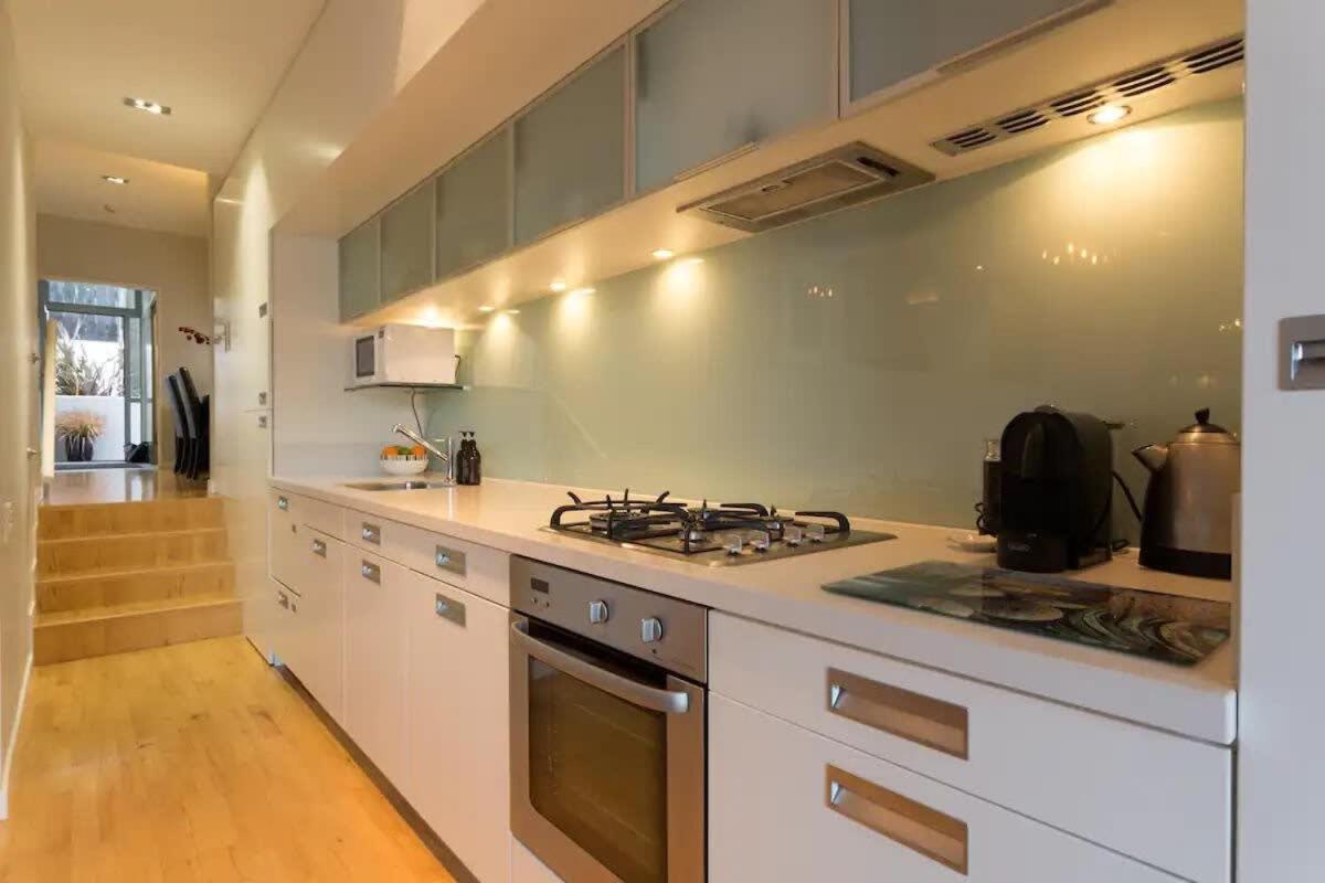 Stunning Lakeview 1 Bedroom Apartment Queenstown Exteriör bild